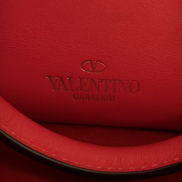 Preloved Valentino Garavani pink leather studs 2 way handbag/crossbody dust bag - Picture 9 of 12